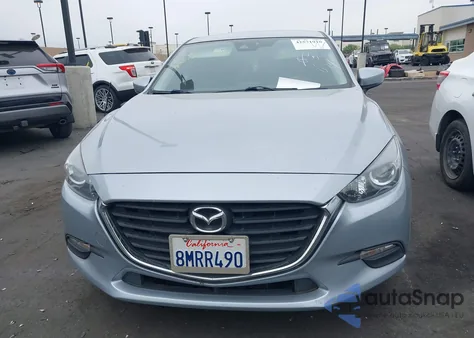 2018 Mazda Mazda3 Touring z USA, uszkodzony, nr VIN 3MZBN1V32JM201221